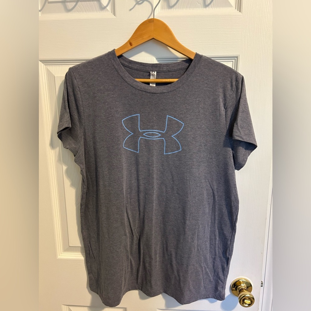 Heat gear short sleeve top
